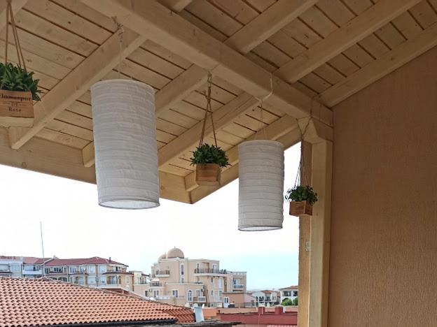 Голям Апартамент С Прекрасна Гледка Кьм Морето Ravda Exterior foto